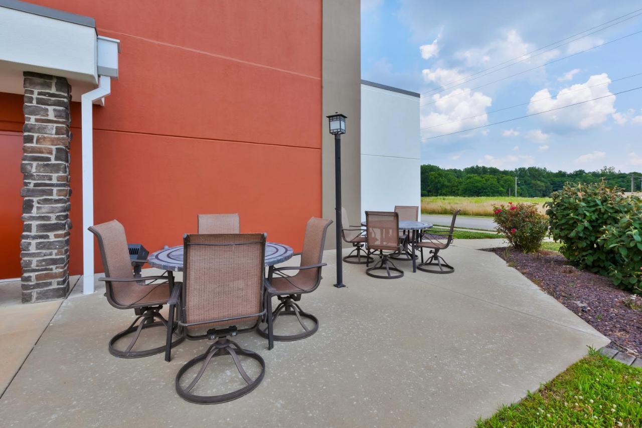 Holiday Inn Express & Suites - Effingham By Ihg Buitenkant foto