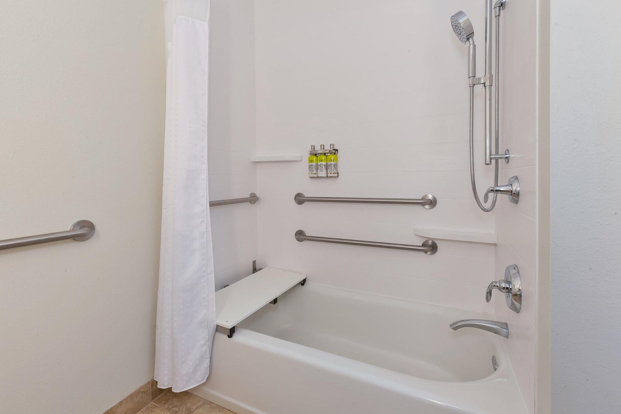 Holiday Inn Express & Suites - Effingham By Ihg Buitenkant foto