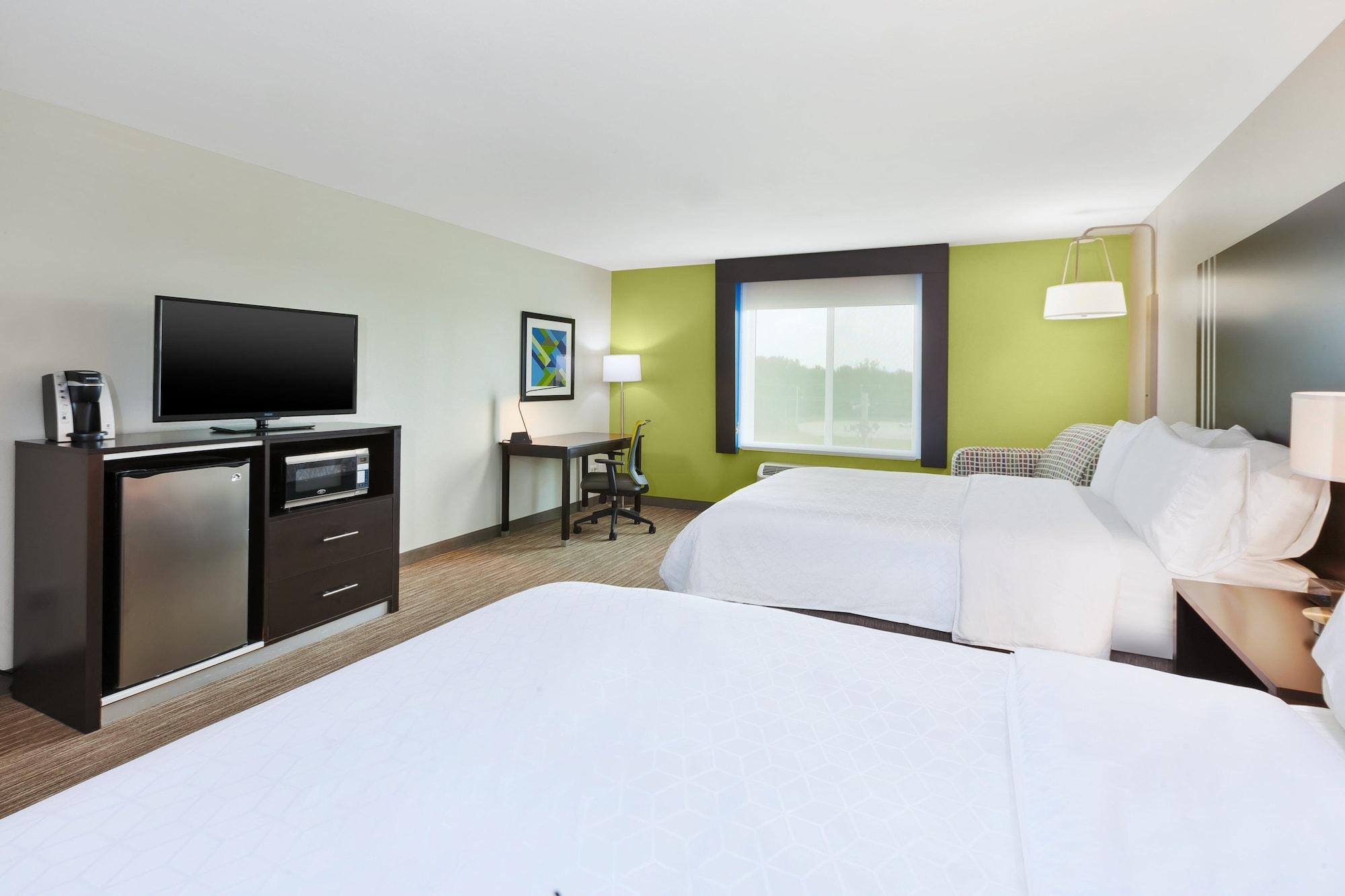 Holiday Inn Express & Suites - Effingham By Ihg Buitenkant foto