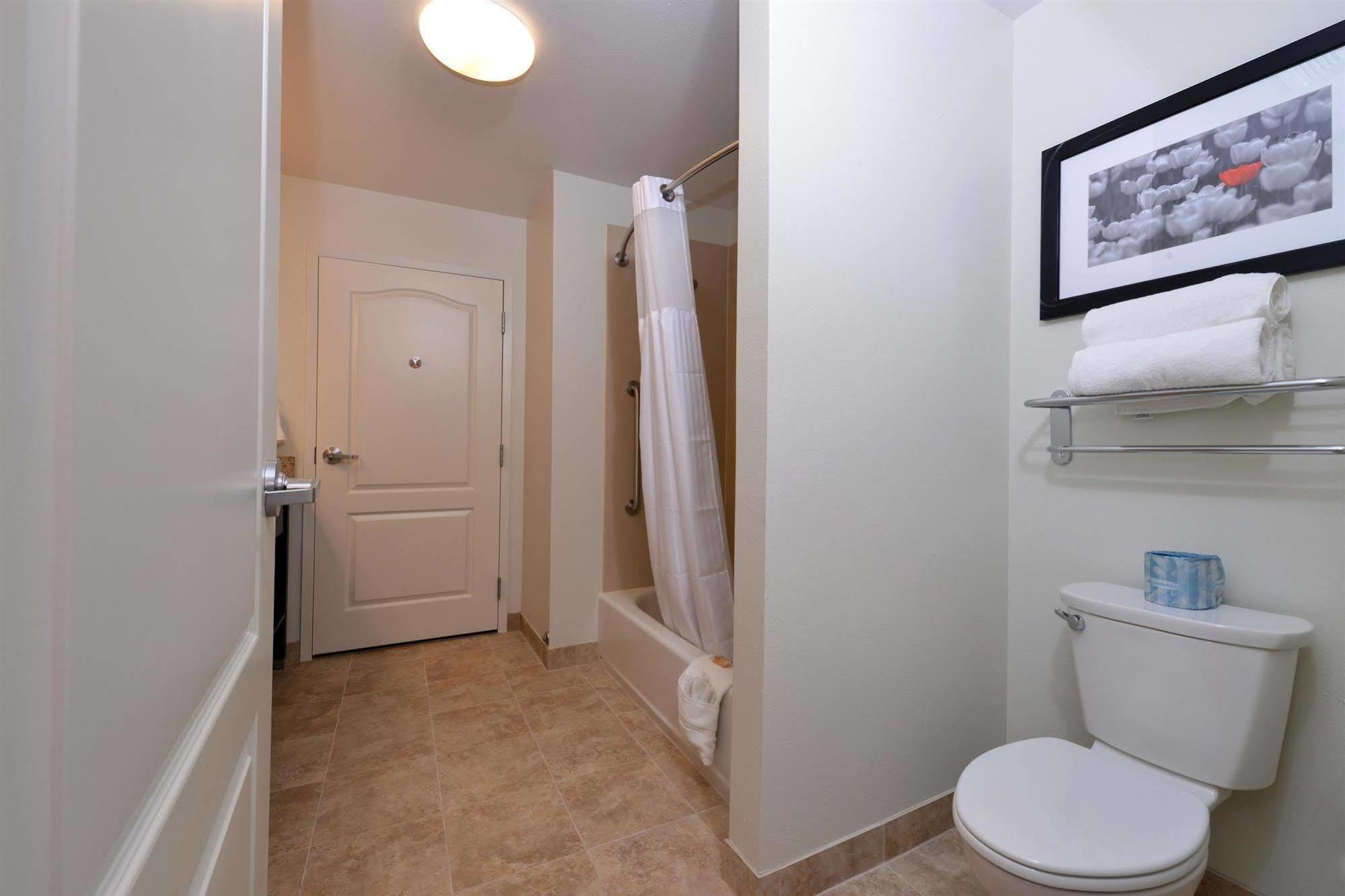 Holiday Inn Express & Suites - Effingham By Ihg Buitenkant foto